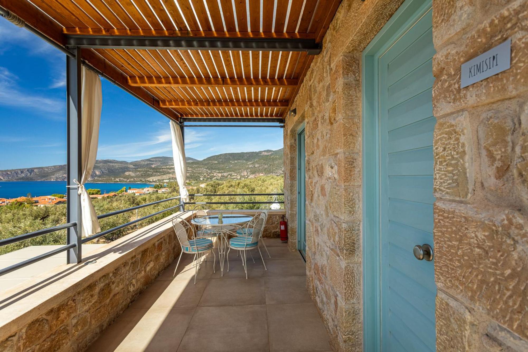 Lithos Guesthouse Kardamili ภายนอก รูปภาพ