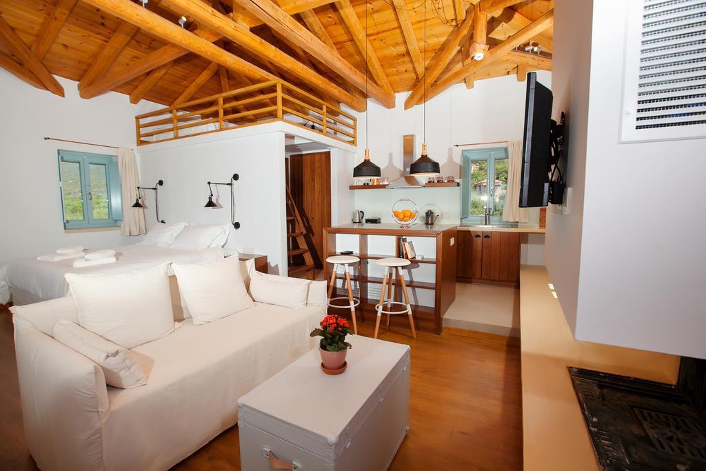 Lithos Guesthouse Kardamili ภายนอก รูปภาพ