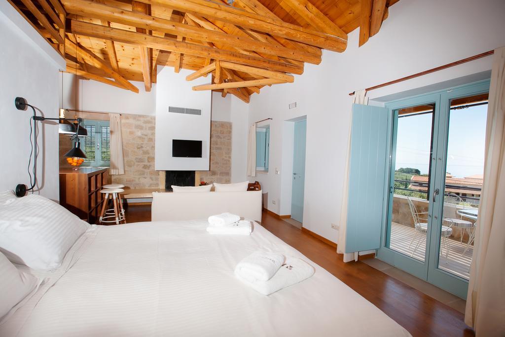 Lithos Guesthouse Kardamili ภายนอก รูปภาพ