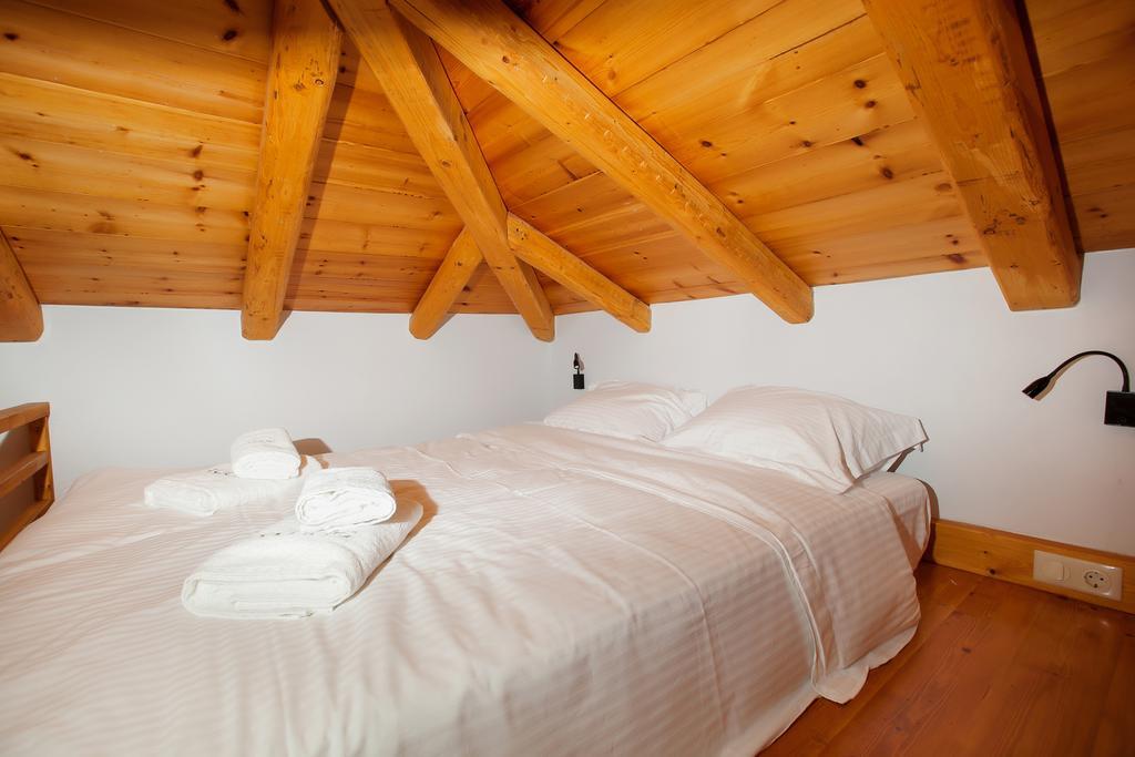 Lithos Guesthouse Kardamili ภายนอก รูปภาพ