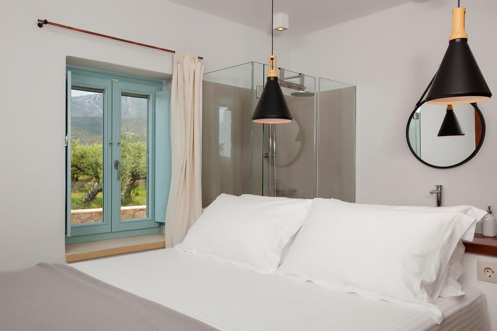Lithos Guesthouse Kardamili ภายนอก รูปภาพ