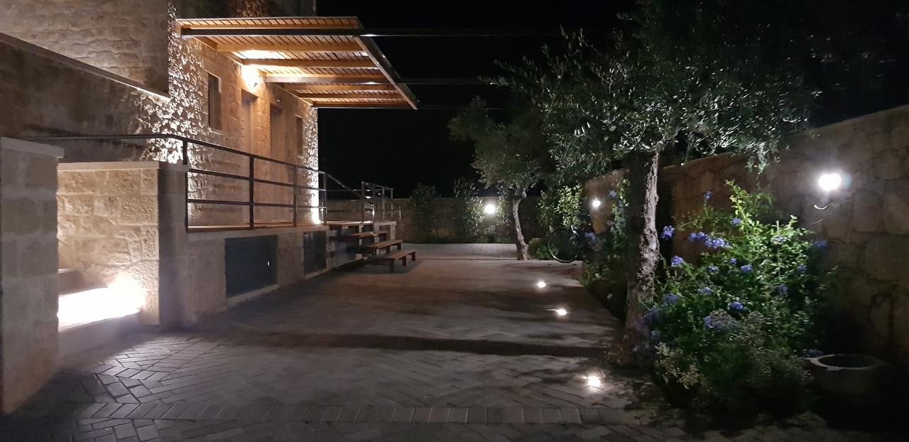 Lithos Guesthouse Kardamili ภายนอก รูปภาพ