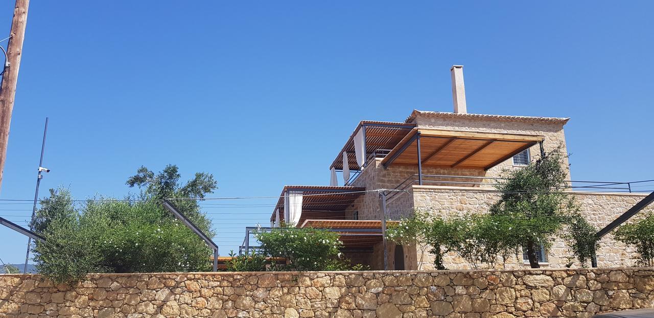 Lithos Guesthouse Kardamili ภายนอก รูปภาพ